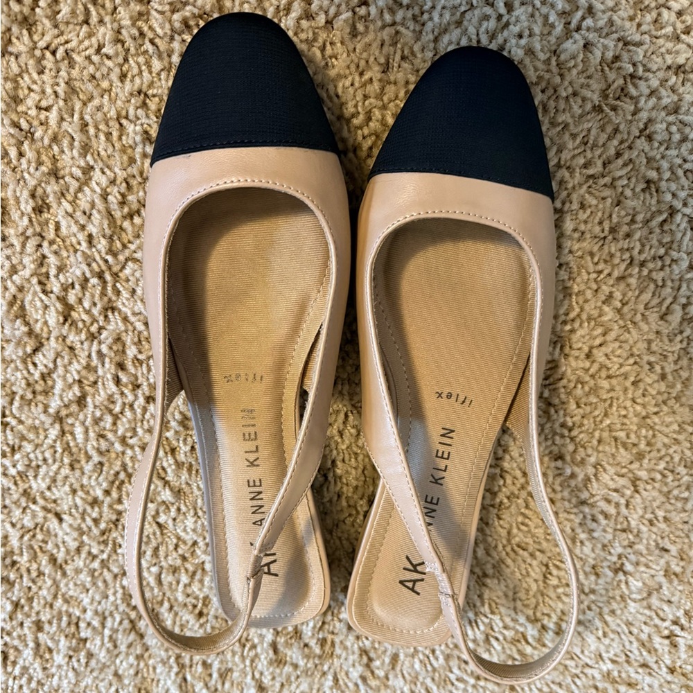 Anne Klein Black and Tan Slingback Loafers